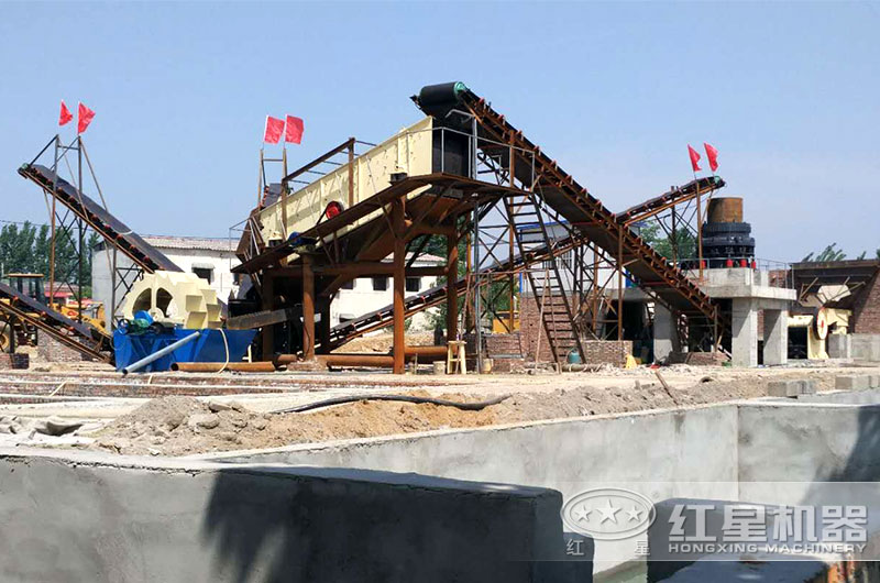 洗砂生產(chǎn)線現(xiàn)場(chǎng) 洗砂生產(chǎn)線現(xiàn)場(chǎng)