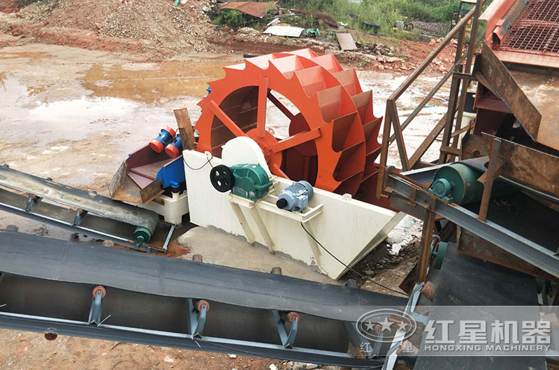 水輪洗砂機(jī)現(xiàn)場圖片 水輪洗砂機(jī)現(xiàn)場圖片
