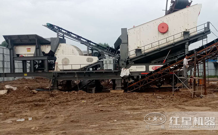 錘破聯(lián)合式移動(dòng)破碎機(jī) 錘破聯(lián)合式移動(dòng)破碎機(jī)