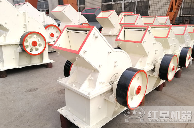 小型錘式破碎機(jī)廠區(qū) 小型錘式破碎機(jī)廠區(qū)