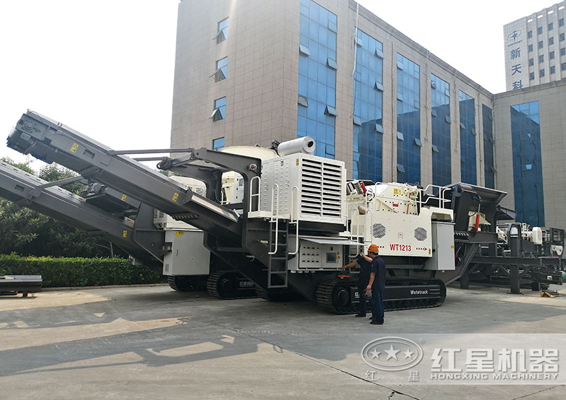 履帶式大型移動制沙設(shè)備 履帶式大型移動制沙設(shè)備