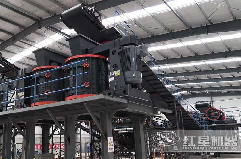 復(fù)合式制砂機(jī)現(xiàn)場(chǎng) 復(fù)合式制砂機(jī)現(xiàn)場(chǎng)