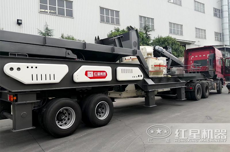 移動式制砂機(jī)實(shí)拍 移動式制砂機(jī)實(shí)拍